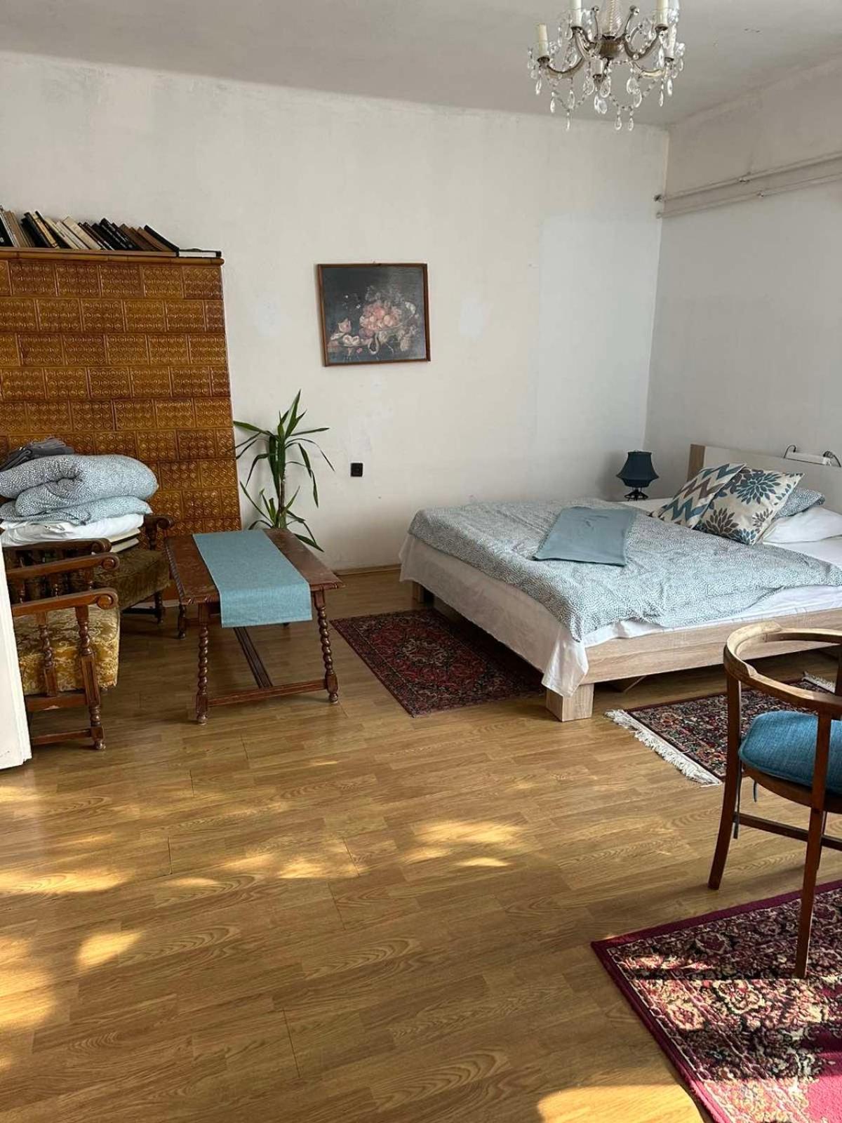 Grany'S Retro Guesthouse Near Budapest Airport Vecsés Eksteriør bilde